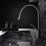 LuxAura Waschbeckenhahn Roségold – Messing Mischbatterie | Drehbarer Wasserhahn | Modernes Badezimmer Design