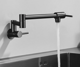 Designer Wand Wasserhahn Küche Goldoptik – Kaltwasserarmatur | Schwenkbarer Hahn | Platzsparend & Elegant