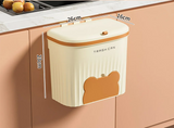 SpaceClean Wandmülleimer für Küche & Badezimmer – platzsparender Abfalleimer mit Deckel | 8,5L / 12L für Schranktür, Unterspüle & Bioabfall