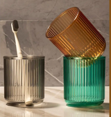 VIVACUP Color Becher – Anti-Fall Badezimmerbecher | Zahnbürsten- & Trinkbecher | Leicht & Modern
