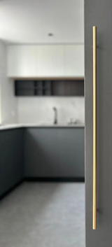 LineaGrip T-Stangengriff aus Messing – Extra Langer Möbelgriff für Schränke & Schubladen | Modernes Design | Ergonomischer Komfort