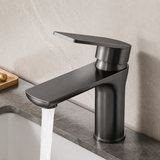 AquaCore Edelstahl Waschtischarmatur – Einhebelmischer für Warm- & Kaltwasser | Langlebig & Korrosionsbeständig | Modernes Bad Design