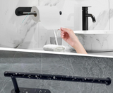 GripFix Pro Selbstklebender Rollenhalter für Papier & Haushaltspapiere – Wandmontage ohne Bohren für Küche & Bad