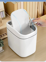 DeskPure Mini Tischabfalleimer mit Drehdeckel – kompakter Kunststoff-Mülleimer für Büro und Zuhause | platzsparend, hygienisch & modern