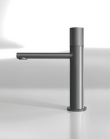 AquaNero Lavaboarmatur – Schwarze Designarmatur aus Messing | Eleganter Warm- und Kaltwassermischer | Premium Lavabomischer mit Keramikkartusche