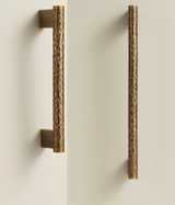 HAMMERA Messing Möbelgriff 128 mm – Gehämmertes Design | Antik Bronze & Mattgold | Handgefertigter Schrankgriff