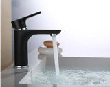Auralis Premium Waschtischarmatur Einhebel Messing Farbdesign Warm- und Kaltwasser Einloch – Moderne Badezimmerarmatur in Rosa, Weiß oder Schwarz | Stilvoller Design Wasserhahn | Kratzfeste Lackoberfläche & langlebige Qualität