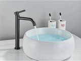 EleganceFlow Waschbeckenarmatur Einhebel – Badarmatur in Schwarz oder Gold | Warm- & Kaltwasser Mischer | Modernes Design