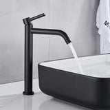 EleganceFlow Waschbeckenarmatur Einhebel – Badarmatur in Schwarz oder Gold | Warm- & Kaltwasser Mischer | Modernes Design