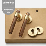 NaturaLock Holz Türschloss Set – Geräuscharmer Innentürgriff mit Walnussholz | Klassisches Design | Leiser Mechanismus