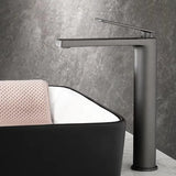 VINTAQUA Wasserfall Waschbeckenarmatur – Antik Design Einhebelmischer | Messing Wasserhahn | Luxuriöser Badstil