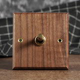 NobleWood Kippschalter aus Walnussholz 1–4 Fach – Messinghebel Lichtschalter | Edles Retro-Design | Integrierte USB-Option