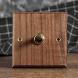 NobleWood Kippschalter aus Walnussholz 1–4 Fach – Messinghebel Lichtschalter | Edles Retro-Design | Integrierte USB-Option