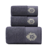 FestivaLuxe Weihnachts-Handtuchset 3-teilig – Baumwoll Badetuchset | Jacquard Design | Schnell saugend & festlich