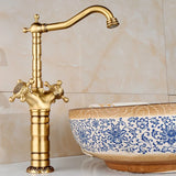 Ornamento Aurea Designarmatur – Elegante Einhebel-Waschtischarmatur mit kunstvoller Gravur in Antikmessing
