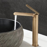 VINTAQUA Wasserfall Waschbeckenarmatur – Antik Design Einhebelmischer | Messing Wasserhahn | Luxuriöser Badstil
