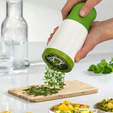 FreshChop Pro Manuelle Kräutermühle & Gemüseschneider mit Edelstahlklingen – Handbetriebener Küchenzerkleinerer für Kräuter, Chili & Gemüse | Stromfreier Multischneider für frische Zubereitung