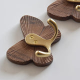 ButterFlyra Wandhaken aus Walnussholz – Doppelhaken im Schmetterlingsdesign | Massivholz | Dekorative Garderobenlösung