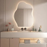LumoArte LED-Wandspiegel – Skandinavischer Minimalismus mit unregelmäßiger Form