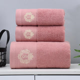 FestivaLuxe Weihnachts-Handtuchset 3-teilig – Baumwoll Badetuchset | Jacquard Design | Schnell saugend & festlich