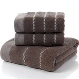 FestivaLuxe Weihnachts-Handtuchset 3-teilig – Baumwoll Badetuchset | Jacquard Design | Schnell saugend & festlich