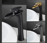 AquaSilva Wasserfall Waschtischarmatur Einhebelmischer – Weiße Mischbatterie | Sanfter Wasserfluss | Modernes Badezimmerdesign