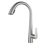 GoldFlow Küchenarmatur mit Ausziehbrause – Edelstahl Spültischmischer in Gebürstetem Gold | Flexibler Wasserhahn | Modernes Küchendesign