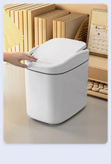 DeskPure Mini Tischabfalleimer mit Drehdeckel – kompakter Kunststoff-Mülleimer für Büro und Zuhause | platzsparend, hygienisch & modern