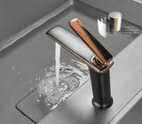 Designer Badarmatur Waschbecken – Einhebelmischer | Warm Kalt Wasserhahn | Stilvolles Luxus Upgrade