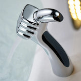 CascadaLux Waschtischarmatur – Wasserfallmischer aus massivem Messing