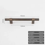 LINEARO Möbelgriff aus Messing 96 mm – Geradliniger Schrankgriff | Gebürstetes Gold & Antikoptik | Zeitloses Design