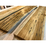WoodLine Naturkante Wandregal aus Massivholz – Schwebendes Holzboard mit Baumkante | Rustikales Design | Unsichtbare Befestigung