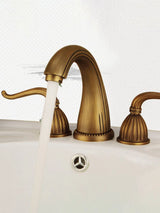 RetroLux Waschtischarmatur – Antik-Messing 3-Loch Armatur