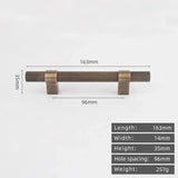 LINEARO Möbelgriff aus Messing 96 mm – Geradliniger Schrankgriff | Gebürstetes Gold & Antikoptik | Zeitloses Design