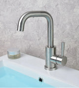 AquaSpin Waschbeckenarmatur Schwarz Nickel – Edelstahl Einhebelmischer | 360° Drehbarer Auslauf | Modernes Bad Design