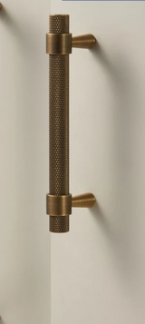 RetroLine T-Griff aus Massivmessing – Möbelgriff im Art-Deco Stil | Gerändelte Oberfläche | Vintage Industrie Design
