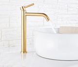 EleganceFlow Waschbeckenarmatur Einhebel – Badarmatur in Schwarz oder Gold | Warm- & Kaltwasser Mischer | Modernes Design