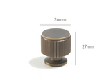 ClassicLine Möbelgriffe aus Messing – Europäische Bronze Schrankgriffe | Zeitloses Design | Langlebige Oberfläche