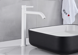 EleganceFlow Waschbeckenarmatur Einhebel – Badarmatur in Schwarz oder Gold | Warm- & Kaltwasser Mischer | Modernes Design